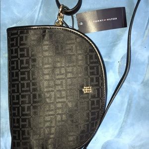 Tommy Hilfiger purse